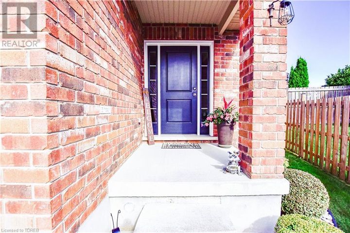 627-frontenac-crescent-woodstock-05 at 627 Frontenac Crescent, Woodstock