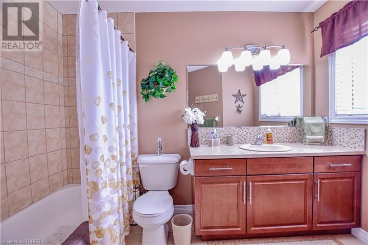 627-frontenac-crescent-woodstock-17 at 627 Frontenac Crescent, Woodstock