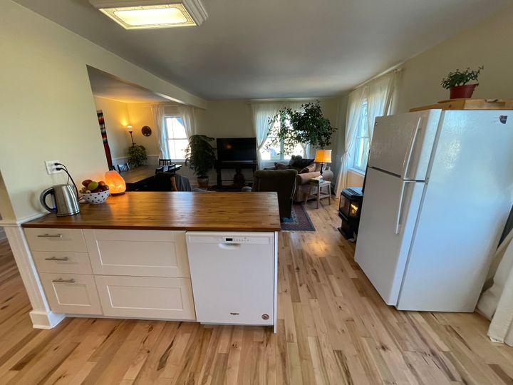 12 at 150 Talbot Street, Courtland