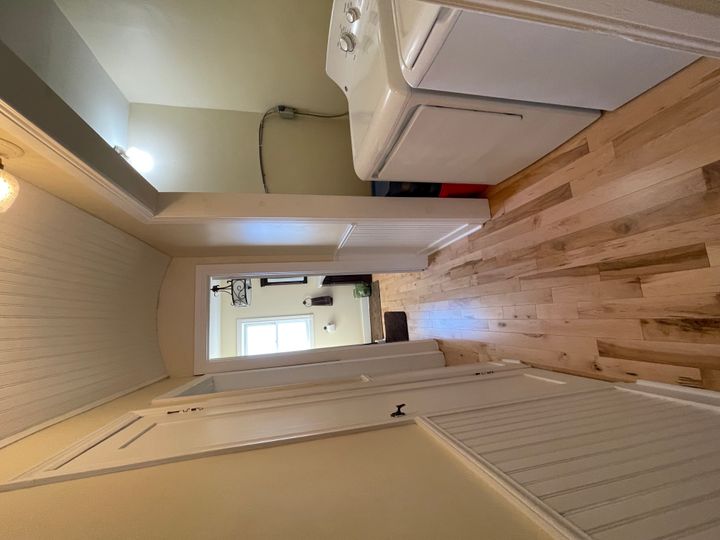 13 at 150 Talbot Street, Courtland