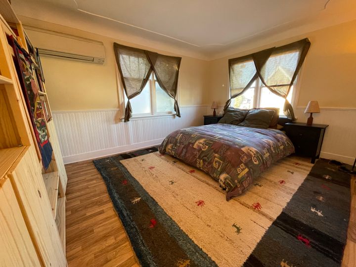 17 at 150 Talbot Street, Courtland