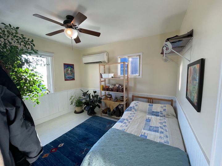 21 at 150 Talbot Street, Courtland