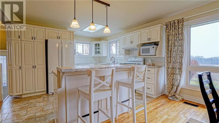 505738-old-stage-road-woodstock-06 at 505738 Old Stage Road, Woodstock