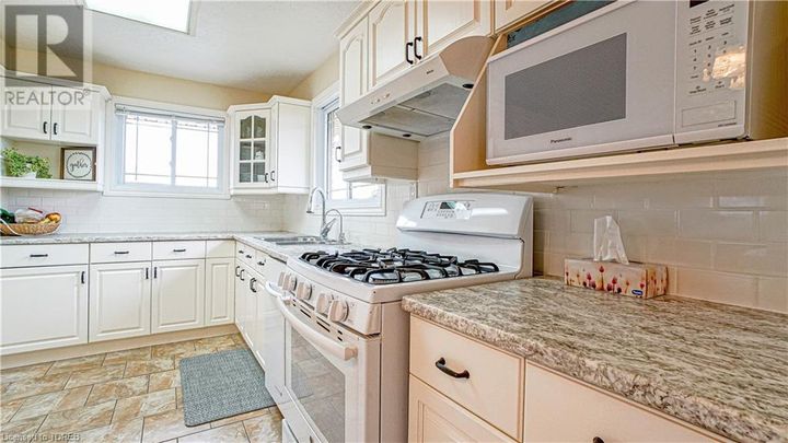 505738-old-stage-road-woodstock-07 at 505738 Old Stage Road, Woodstock