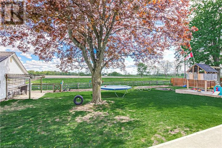 509-main-street-e-springford-08 at 509 Main Street E, Springford