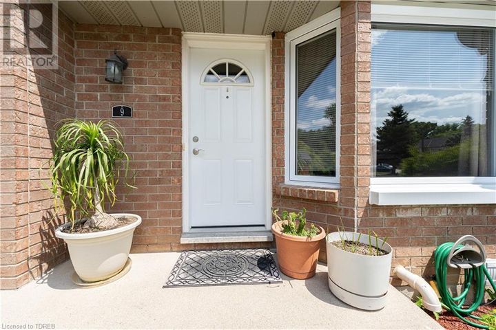 10-dufferin-street-unit-9-norwich-03 at 10 DUFFERIN Street 9, Norwich