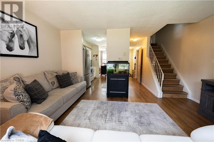 10-dufferin-street-unit-9-norwich-12 at 10 DUFFERIN Street 9, Norwich