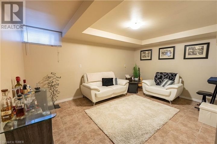 10-dufferin-street-unit-9-norwich-26 at 10 DUFFERIN Street 9, Norwich