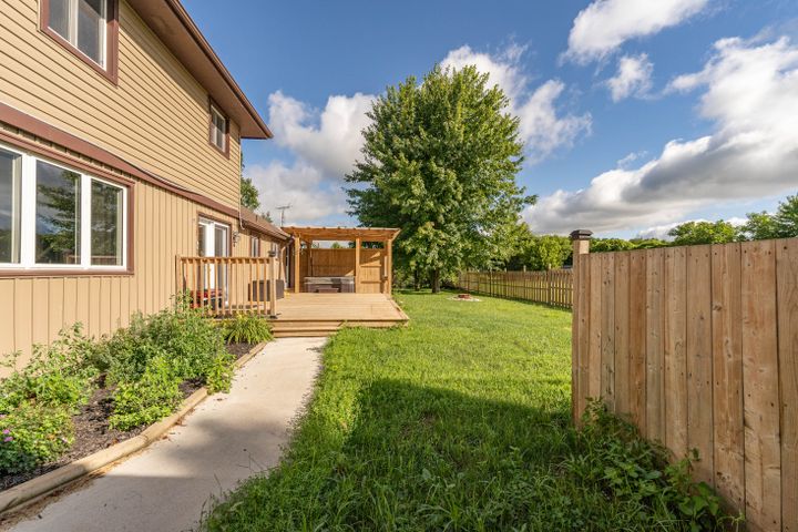 _dsc9706 at 4422 West Windham Quarterline Road, Windham