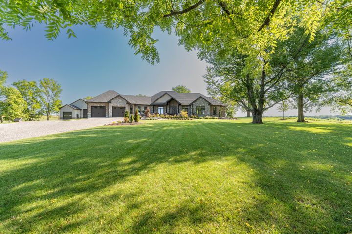 _dsc0668 at 813400 Base Line, Norwich