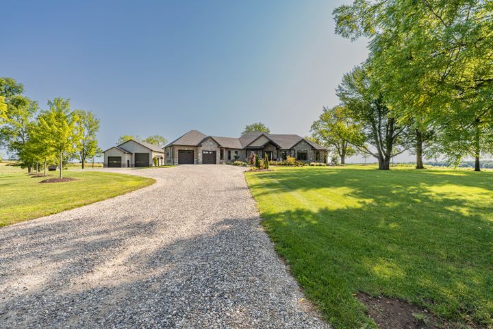 _dsc0671 at 813400 Base Line, Norwich