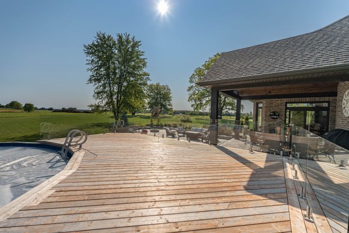 _dsc0717 at 813400 Base Line, Norwich