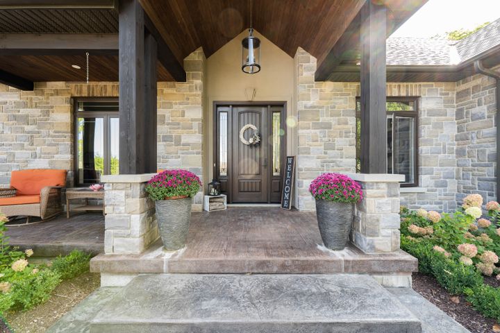 _dsc0795 at 813400 Base Line, Norwich