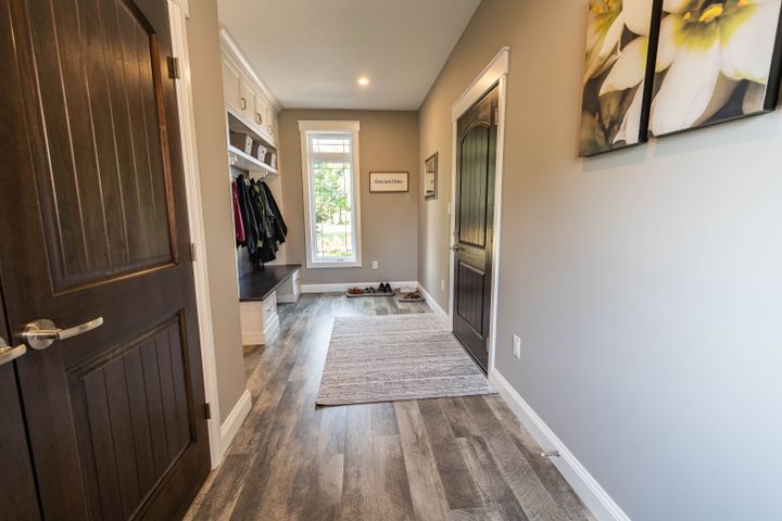 _dsc0803 at 813400 Base Line, Norwich