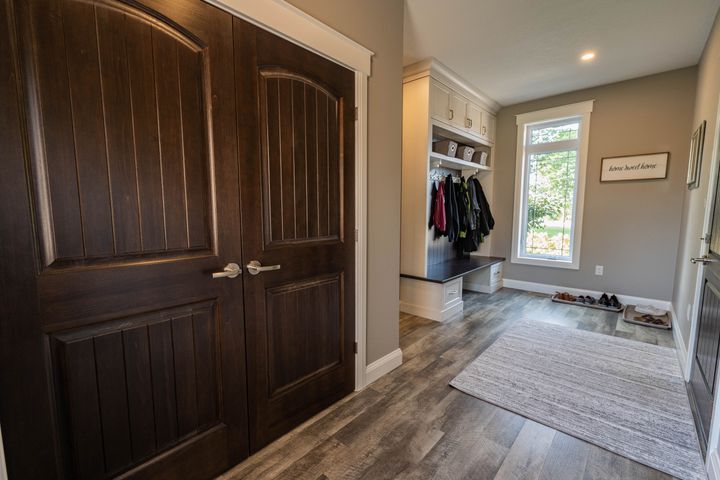 _dsc0806 at 813400 Base Line, Norwich