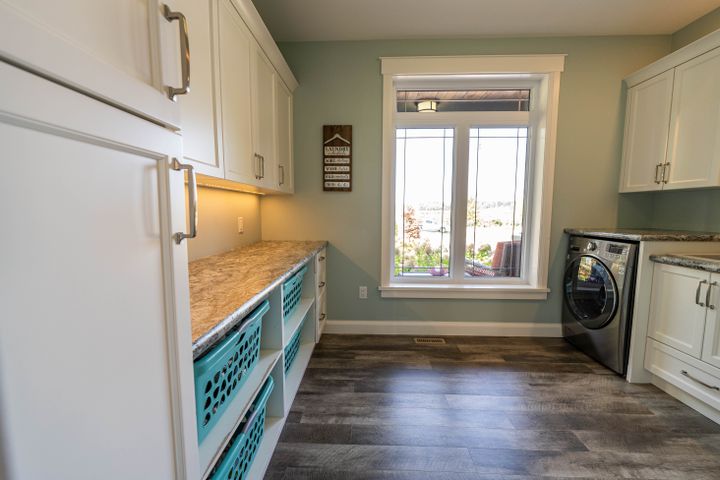 _dsc0816 at 813400 Base Line, Norwich