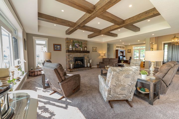 _dsc0831 at 813400 Base Line, Norwich