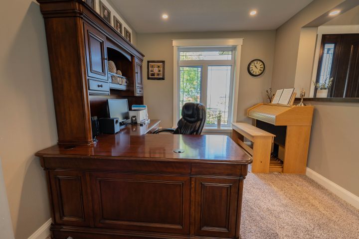 _dsc0851 at 813400 Base Line, Norwich