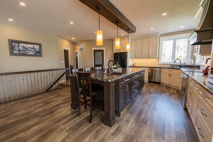 _dsc0864 at 813400 Base Line, Norwich