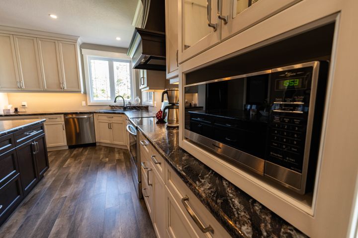 _dsc0867 at 813400 Base Line, Norwich