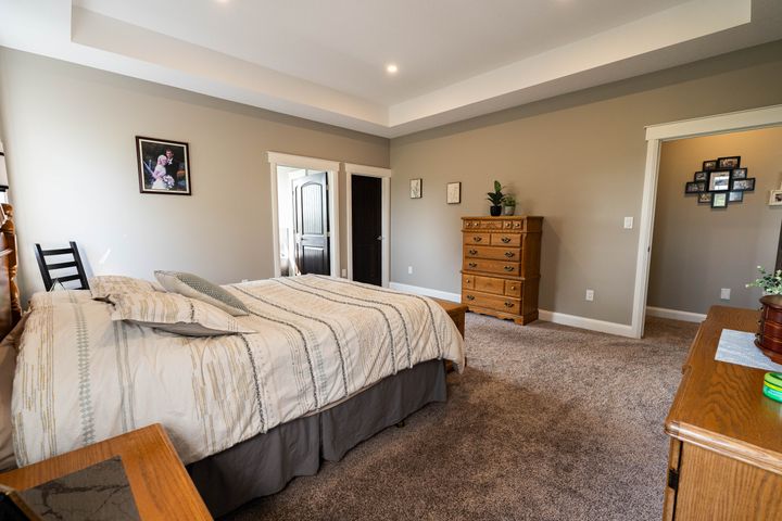 _dsc0911 at 813400 Base Line, Norwich