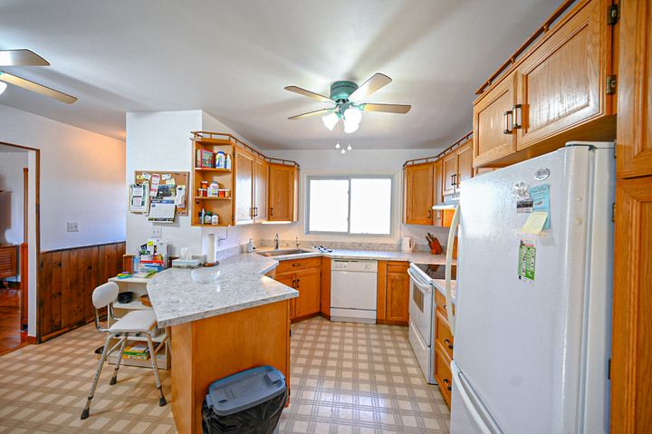 untitled-1938 at 141 REGIONAL Road 19, Bookton