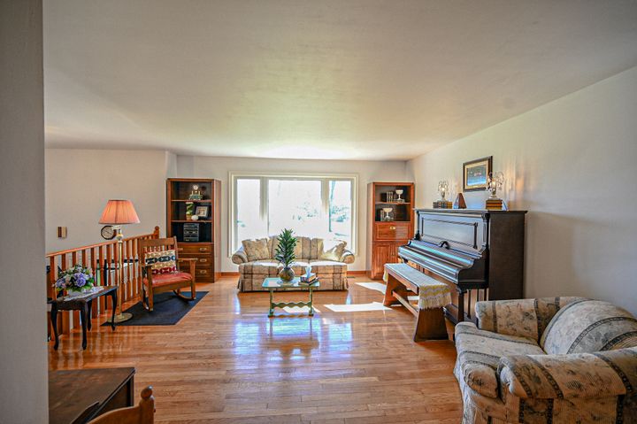 untitled-1942 at 141 REGIONAL Road 19, Bookton