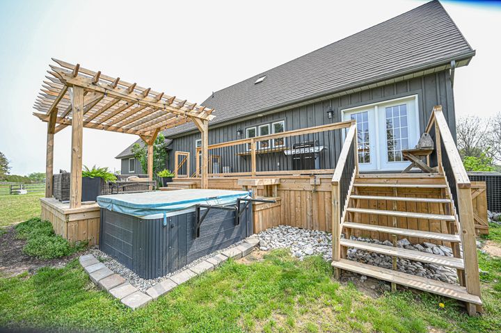 untitled-1067 at 213 Bostwick Road, Norfolk County