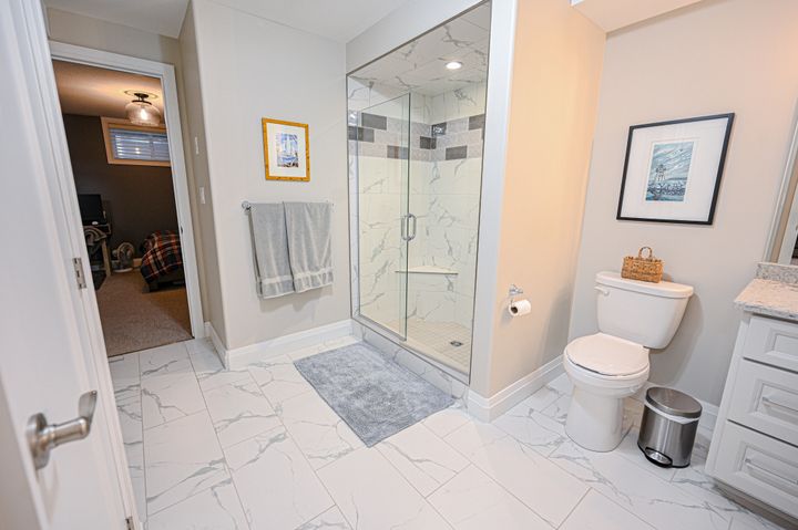 untitled-1549 at 12 Clayton Street