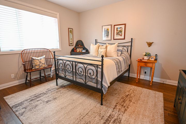 untitled-1557 at 12 Clayton Street