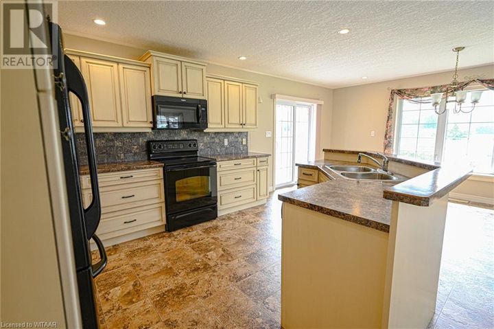 439-poldon-drive-norwich-17 at 439 Poldon Drive, Norwich