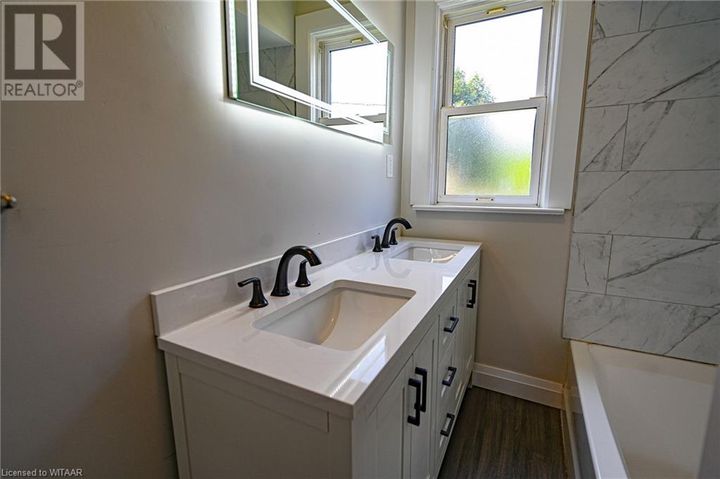 194-hunter-street-woodstock-23 at 194 Hunter Street, Woodstock