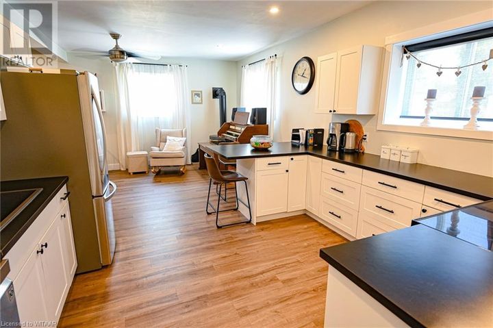 422-queen-street-delhi-08 at 422 Queen Street, Delhi