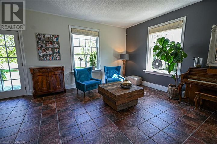 365135-evergreen-street-norwich-twp-15 at 365135 Evergreen Street, Norwich (Twp)