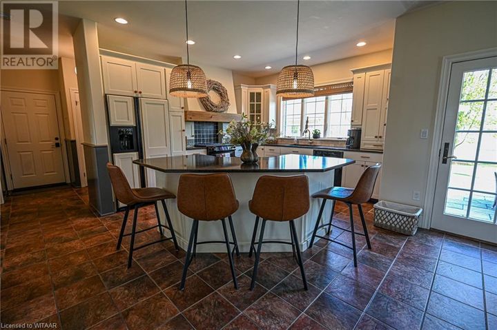 365135-evergreen-street-norwich-twp-16 at 365135 Evergreen Street, Norwich (Twp)