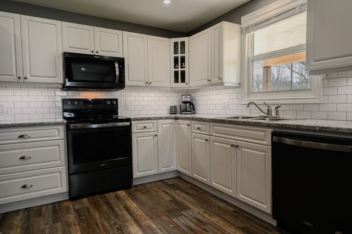 dsc_0878-hdr at 54 Street, Courtland