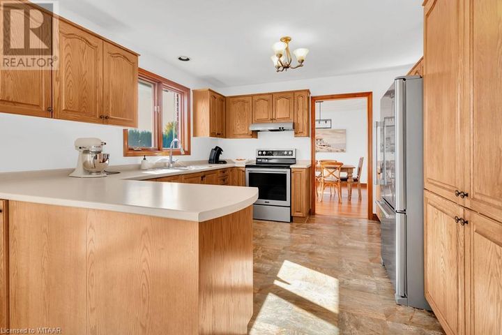 1554-mall-road-norfolk-county-11 at 1554 Mall Road, Norfolk County