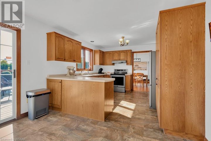 1554-mall-road-norfolk-county-13 at 1554 Mall Road, Norfolk County