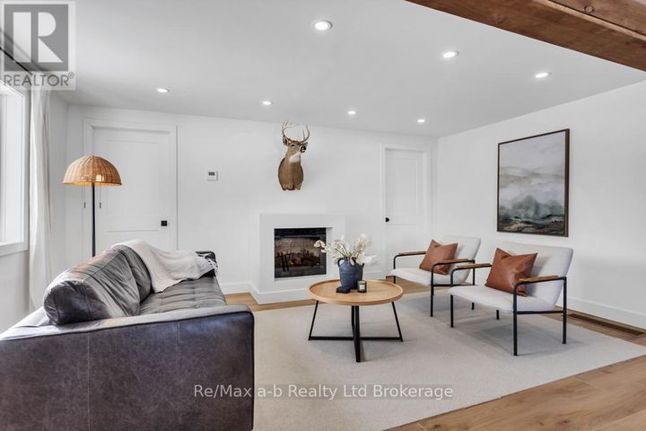 124719-mall-road-norwich-03 at 124719 Mall Road, Norwich