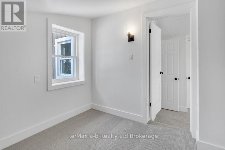 124719-mall-road-norwich-11 at 124719 Mall Road, Norwich