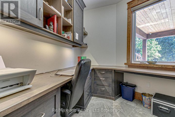 685856-highway-2-norwich-eastwood-24 at 685856 HIGHWAY 2, Norwich (Eastwood)