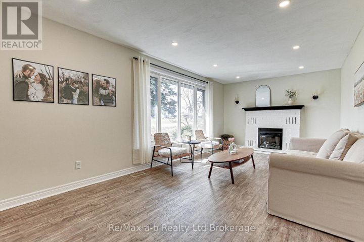 485527-firehall-road-norwich-06 at 485527 Firehall Road, Norwich