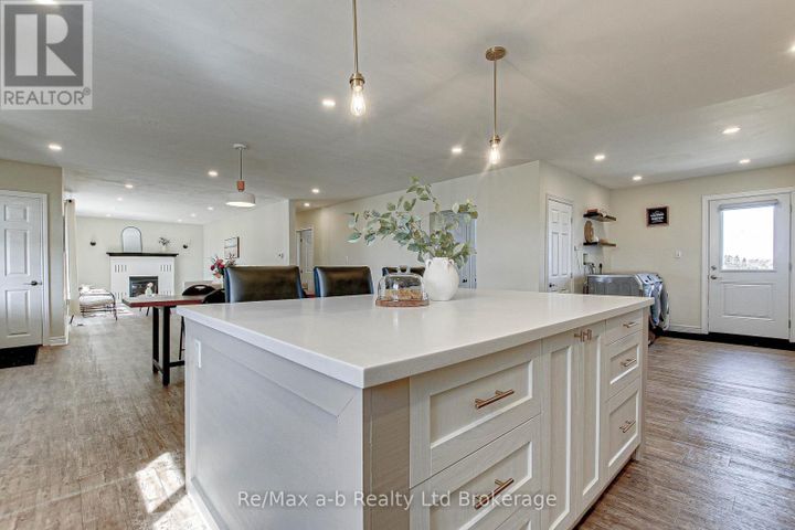 485527-firehall-road-norwich-14 at 485527 Firehall Road, Norwich