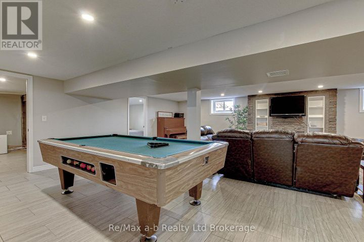 485527-firehall-road-norwich-17 at 485527 Firehall Road, Norwich