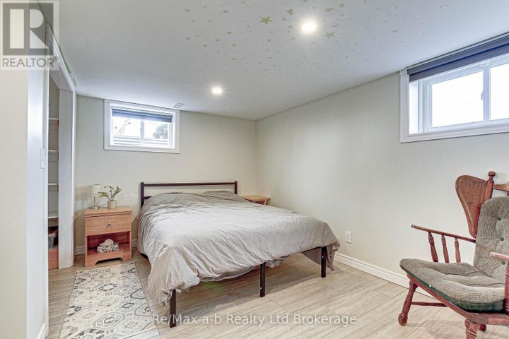 485527-firehall-road-norwich-20 at 485527 Firehall Road, Norwich