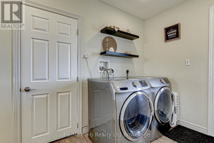 485527-firehall-road-norwich-23 at 485527 Firehall Road, Norwich