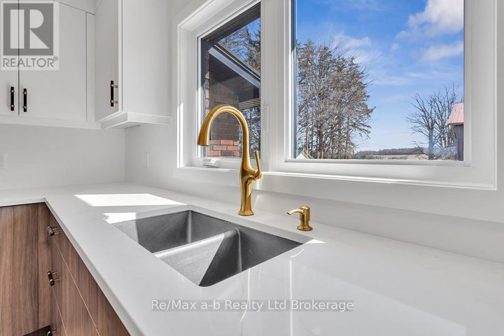 773624-hwy-59-rr1-norwich-13 at 773624 - 59 Hwy Rr#1, Norwich