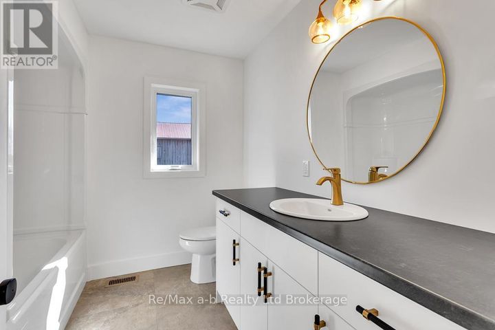 773624-hwy-59-rr1-norwich-17 at 773624 - 59 Hwy Rr#1, Norwich