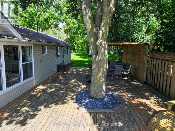 84-baird-street-s-blandford-blenheim-bright-03 at 84 Baird Street S, Innerkip, Woodstock