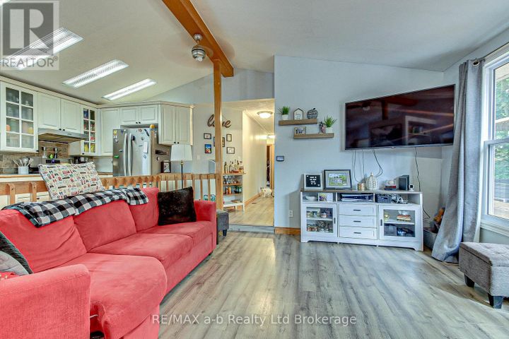 84-baird-street-s-blandford-blenheim-bright-08 at 84 Baird Street S, Innerkip, Woodstock